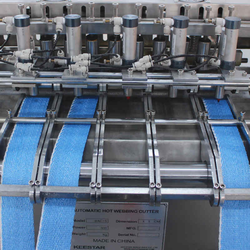 Automatic Belt Loop Cutting Machine